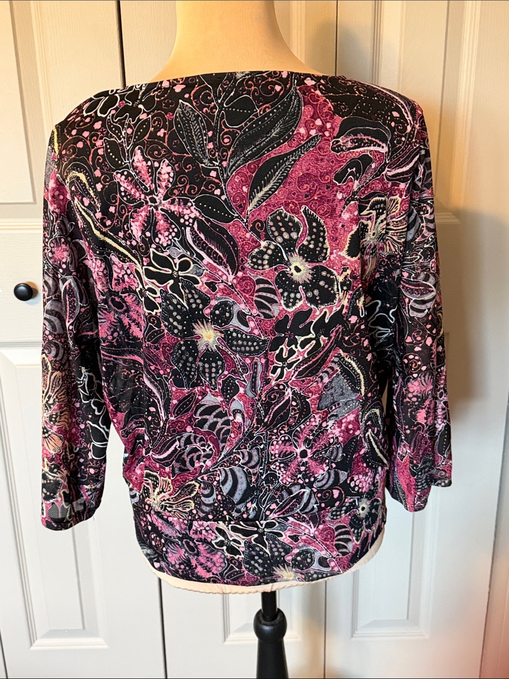 Chico's Pink & Black 3/4 Sleeve Abstract Design Blouse Women's Size Medium
